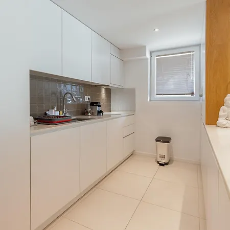 Luxury House By Hosty Appartement